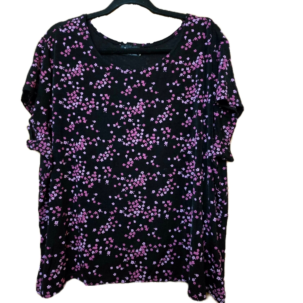 Black and Pink Floral Women's Top